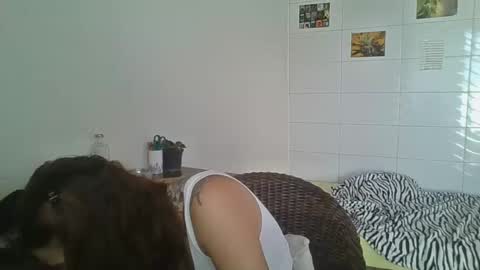 Snapshot of babydemon6 chatting on 11/06/25, 01:01 babydemon6 online show from 11/06/25, 01:01