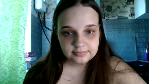 Snapshot of babyemma_emmochka chatting on 06/09/26, 08:59 babyemma_emmochka online show from 06/09/26, 08:59