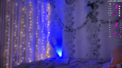 Snapshot of babyfoxyy chatting on 12/12/24, 01:39 maddy online show from 12/12/24, 01:39