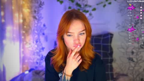 Snapshot of babyfoxyy chatting on 12/18/24, 08:14 maddy online show from 12/18/24, 08:14
