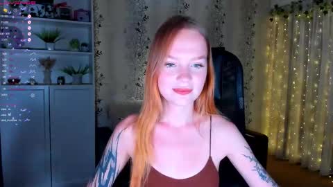 Snapshot of babyfoxyy chatting on 09/16/25, 08:43 maddy online show from 09/16/25, 08:43