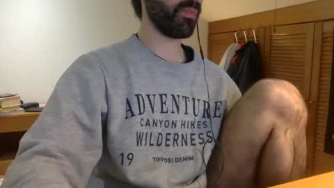 Tom A.    online show from 01/08/25, 01:09