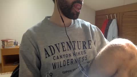 Tom A.    online show from 03/06/25, 02:51