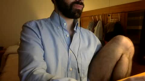 Tom A.    online show from 03/12/25, 04:35