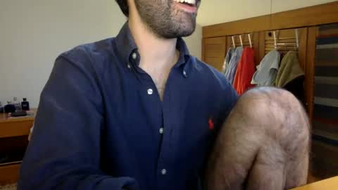 Tom A.    online show from 11/08/25, 01:00