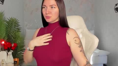 Snapshot of babyisperfect chatting on 10/25/25, 03:03 Sophia online show from 10/25/25, 03:03