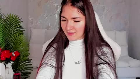 Sophia online show from 10/31/25, 05:08