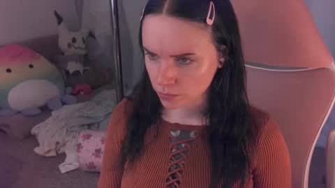 Snapshot of babyjas chatting on 01/10/25, 12:06 Jasper Ahptik online show from 01/10/25, 12:06