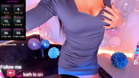 HannaAnnah online show from 11/24/25, 05:23