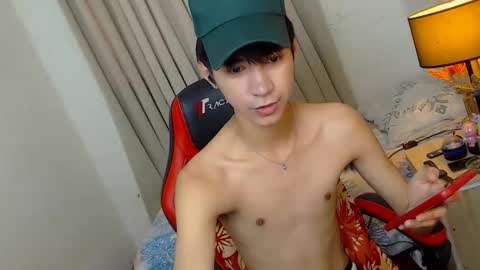 Snapshot of babymasterbater chatting on 09/19/25, 04:36 call me james online show from 09/19/25, 04:36