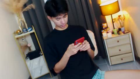 Snapshot of babymasterbater chatting on 11/14/25, 08:07 call me james online show from 11/14/25, 08:07