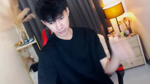 Snapshot of babymasterbater chatting on 11/19/25, 01:33 call me james online show from 11/19/25, 01:33