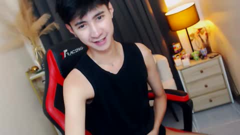 Snapshot of babymasterbater chatting on 11/20/25, 05:07 call me james online show from 11/20/25, 05:07