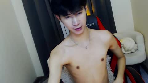 Snapshot of babymasterbater chatting on 12/04/25, 05:32 call me james online show from 12/04/25, 05:32