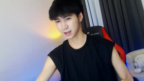 Snapshot of babymasterbater chatting on 12/14/25, 05:51 call me james online show from 12/14/25, 05:51