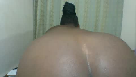 Rossy Kwekwe online show from 11/27/25, 12:02