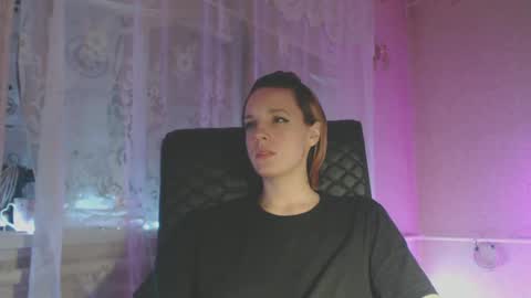 Snapshot of babymuro4ka chatting on 12/26/24, 06:22 Sonya online show from 12/26/24, 06:22