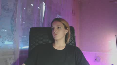 Snapshot of babymuro4ka chatting on 01/11/25, 05:31 Sonya online show from 01/11/25, 05:31