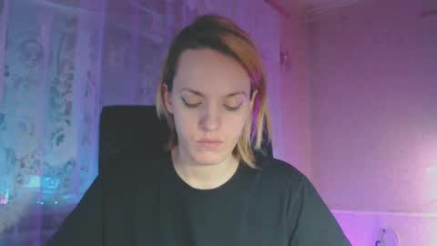 Snapshot of babymuro4ka chatting on 01/12/25, 11:15 Sonya online show from 01/12/25, 11:15