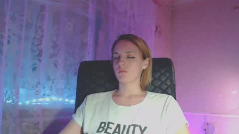 Snapshot of babymuro4ka chatting on 01/24/25, 04:37 Sonya online show from 01/24/25, 04:37