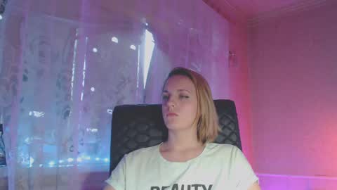 Snapshot of babymuro4ka chatting on 01/26/25, 06:38 Sonya online show from 01/26/25, 06:38