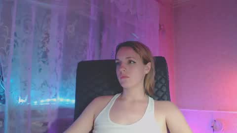 Snapshot of babymuro4ka chatting on 01/29/25, 03:22 Sonya online show from 01/29/25, 03:22