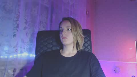 Snapshot of babymuro4ka chatting on 02/04/25, 02:39 Sonya online show from 02/04/25, 02:39