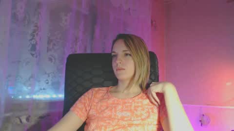 Snapshot of babymuro4ka chatting on 02/14/25, 03:54 Sonya online show from 02/14/25, 03:54