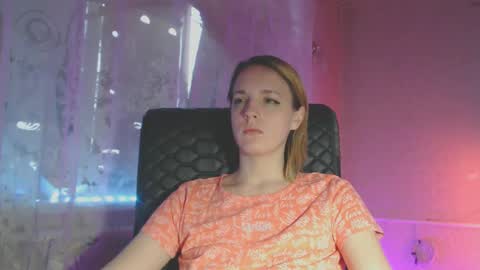 Snapshot of babymuro4ka chatting on 02/15/25, 05:19 Sonya online show from 02/15/25, 05:19