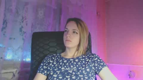 Snapshot of babymuro4ka chatting on 02/22/25, 11:35 Sonya online show from 02/22/25, 11:35