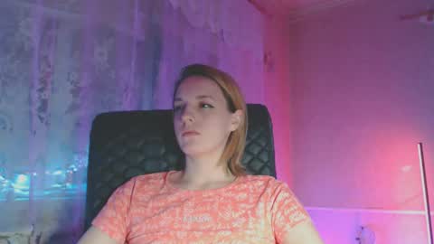 Snapshot of babymuro4ka chatting on 02/26/25, 11:04 Sonya online show from 02/26/25, 11:04