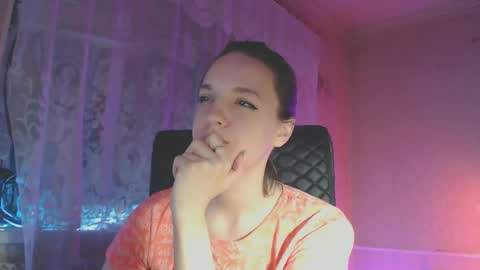 Snapshot of babymuro4ka chatting on 03/02/25, 10:38 Sonya online show from 03/02/25, 10:38