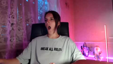 Sonya online show from 06/26/26, 06:01