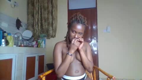Snapshot of babyprincess7 chatting on 09/19/25, 09:37 babyprincess7 online show from 09/19/25, 09:37