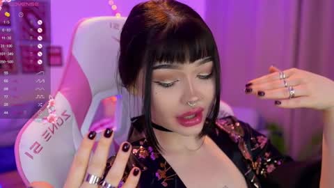 Nika online show from 05/21/26, 11:56