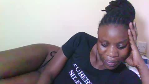 Snapshot of babyrozillah chatting on 10/01/25, 08:15 PRISCILLAH online show from 10/01/25, 08:15