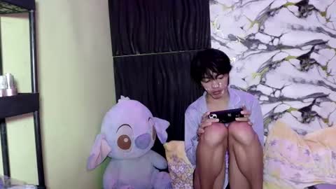 babytwinkxxxx online show from 06/11/26, 10:30