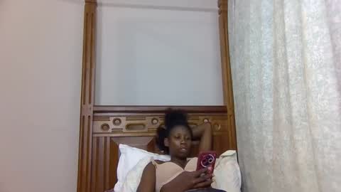 Snapshot of babytylerr chatting on 10/21/25, 06:03 babytylerr online show from 10/21/25, 06:03