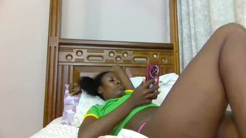 babytylerr online show from 11/12/25, 07:31