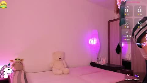 Snapshot of babyuniporn chatting on 09/10/25, 09:42 Eva online show from 09/10/25, 09:42