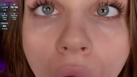 Chloe online show from 01/10/25, 06:17