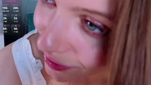 Chloe online show from 02/10/25, 06:35