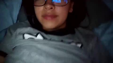  Gisselle  online show from 12/31/24, 10:26