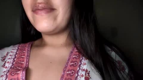 Snapshot of babyymango_ chatting on 04/22/26, 09:11 Gisselle online show from 04/22/26, 09:11