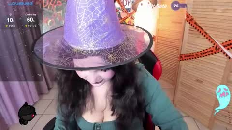 Snapshot of babyyulli chatting on 10/28/25, 08:40 babyyulli online show from 10/28/25, 08:40