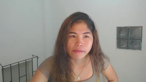 Snapshot of backsaraylover chatting on 02/12/25, 12:12 backsaraylover online show from 02/12/25, 12:12