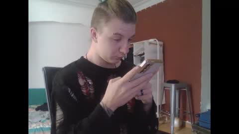 Snapshot of backuphoney chatting on 12/02/25, 11:37 Honey online show from 12/02/25, 11:37