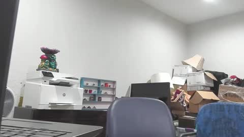 Snapshot of bad_boy4u2abuse chatting on 10/02/25, 01:34 bad_boy4u2abuse online show from 10/02/25, 01:34