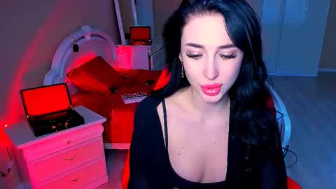 Miss Desire...do you remember online show from 12/17/24, 11:28