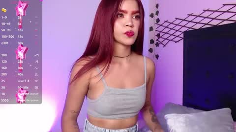Snapshot of bad_girl_2003 chatting on 10/25/25, 02:41 Angeles online show from 10/25/25, 02:41